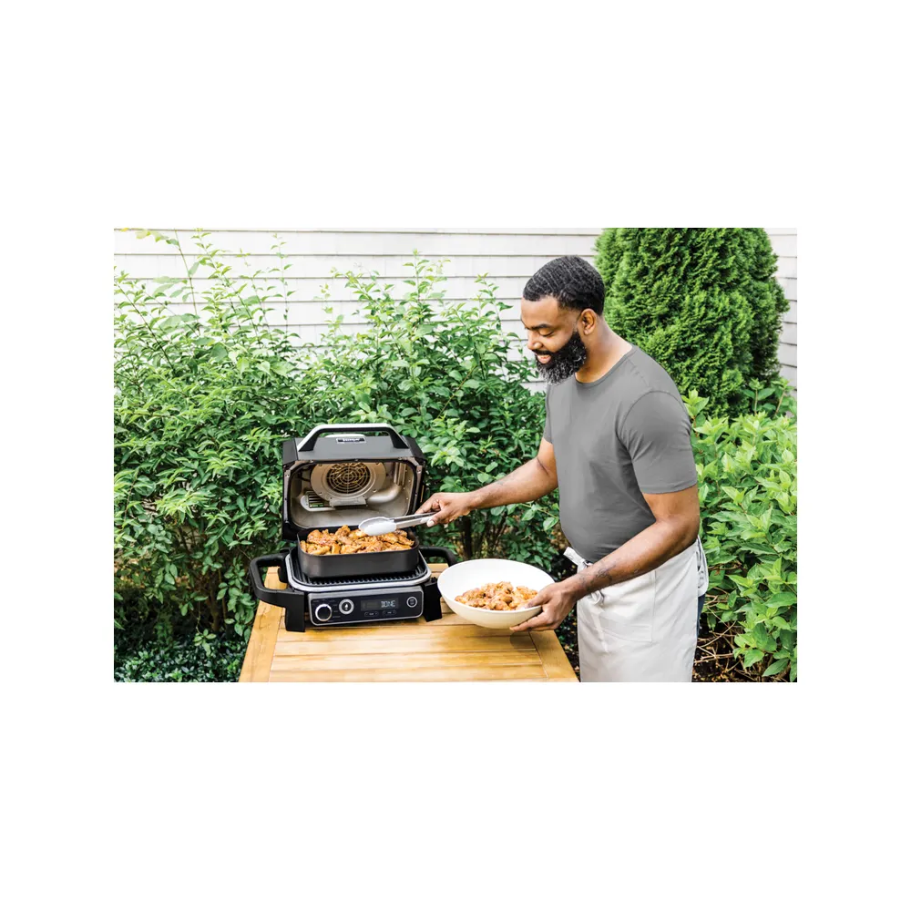 გრილი Ninja OG701EU, 2400W, WoodFire Outdoor Grill, Black/Silver