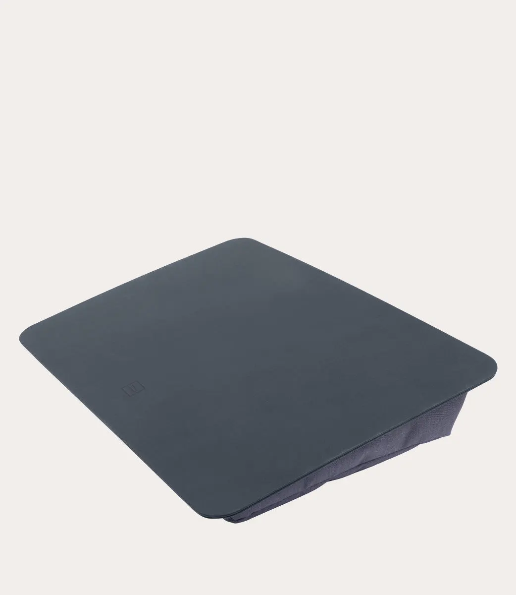 ნოუთბუქის სადგამი Tucano COMODO LAPTOP PILLOW, SMALL, BLUE-GREY