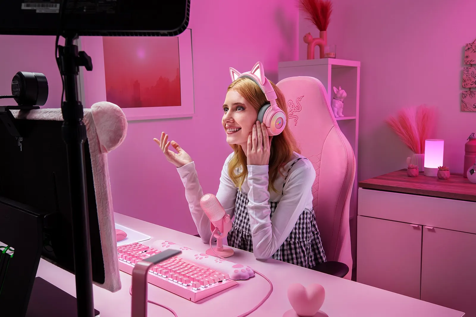 ყურსასმენი Razer Headset Kraken Kitty V3 Pro, USB/BT/WL, quartz