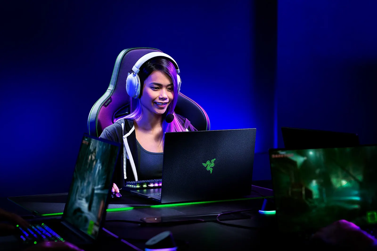 ყურსასმენი Razer Gaming Headset BlackShark V2 Pro (2023), 7.1, WL/BT, white