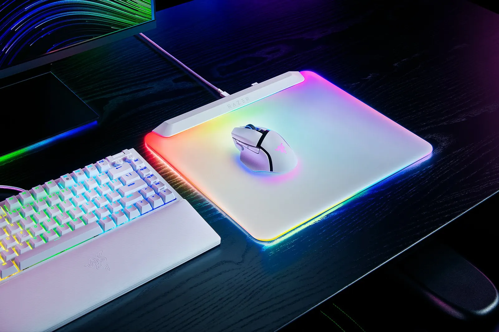 მაუს პადი Razer Mouse Pad Firefly V2 Pro, M (360x278x4.6mm), RGB, white