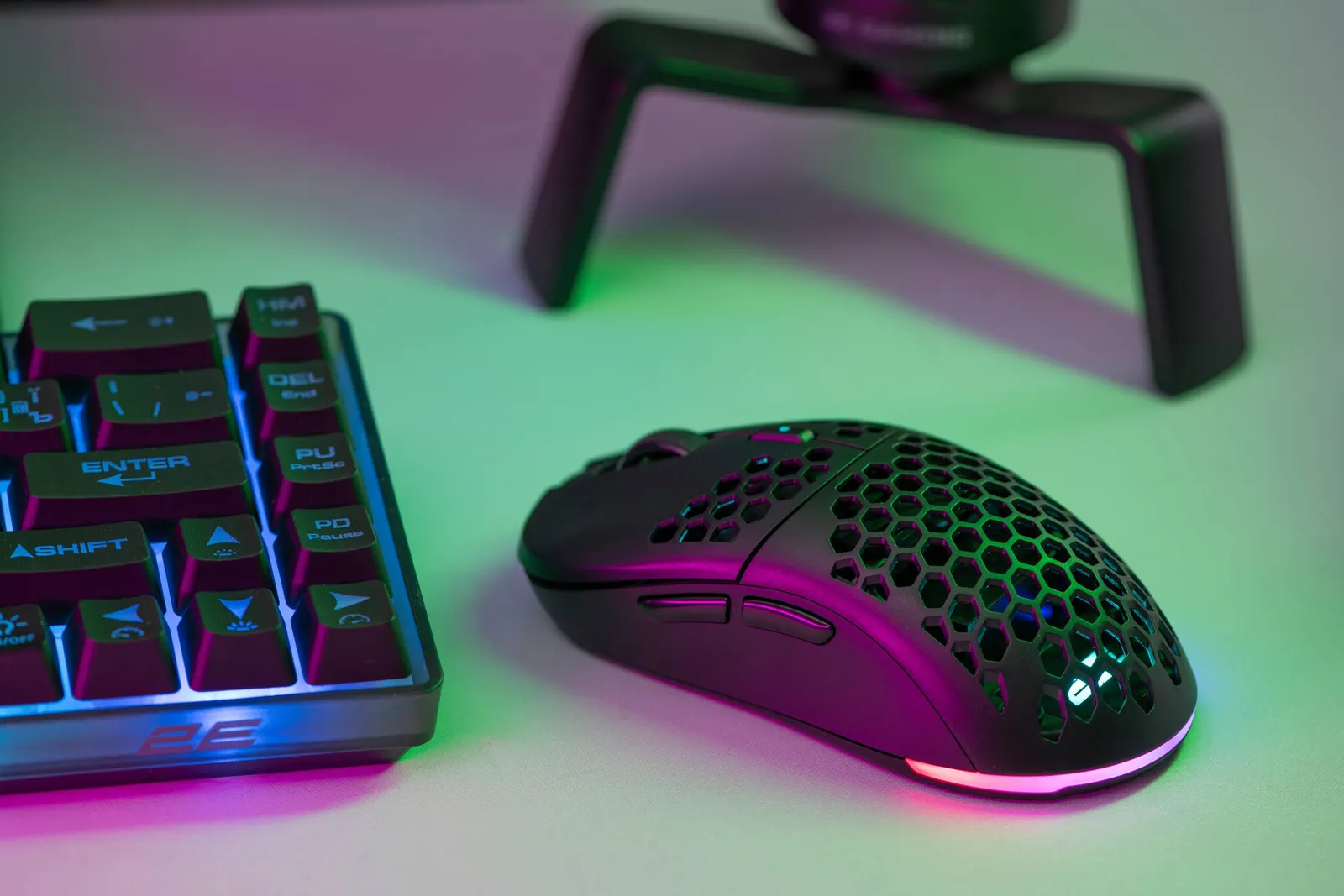 მაუსი 2E GAMING Mouse HyperDrive Pro WL, RGB, USB-A/WL, black