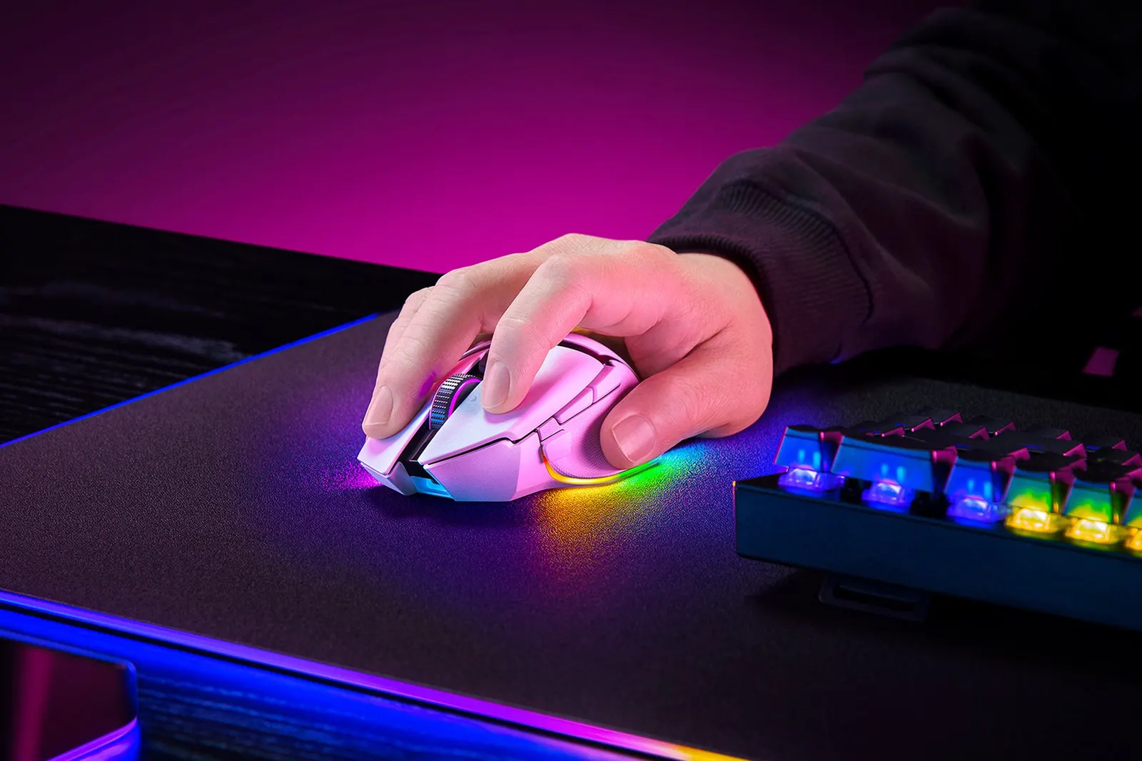 მაუსი Razer Mouse Basilisk V3 Pro 35K, RGB, USB-A/WL/BT, white
