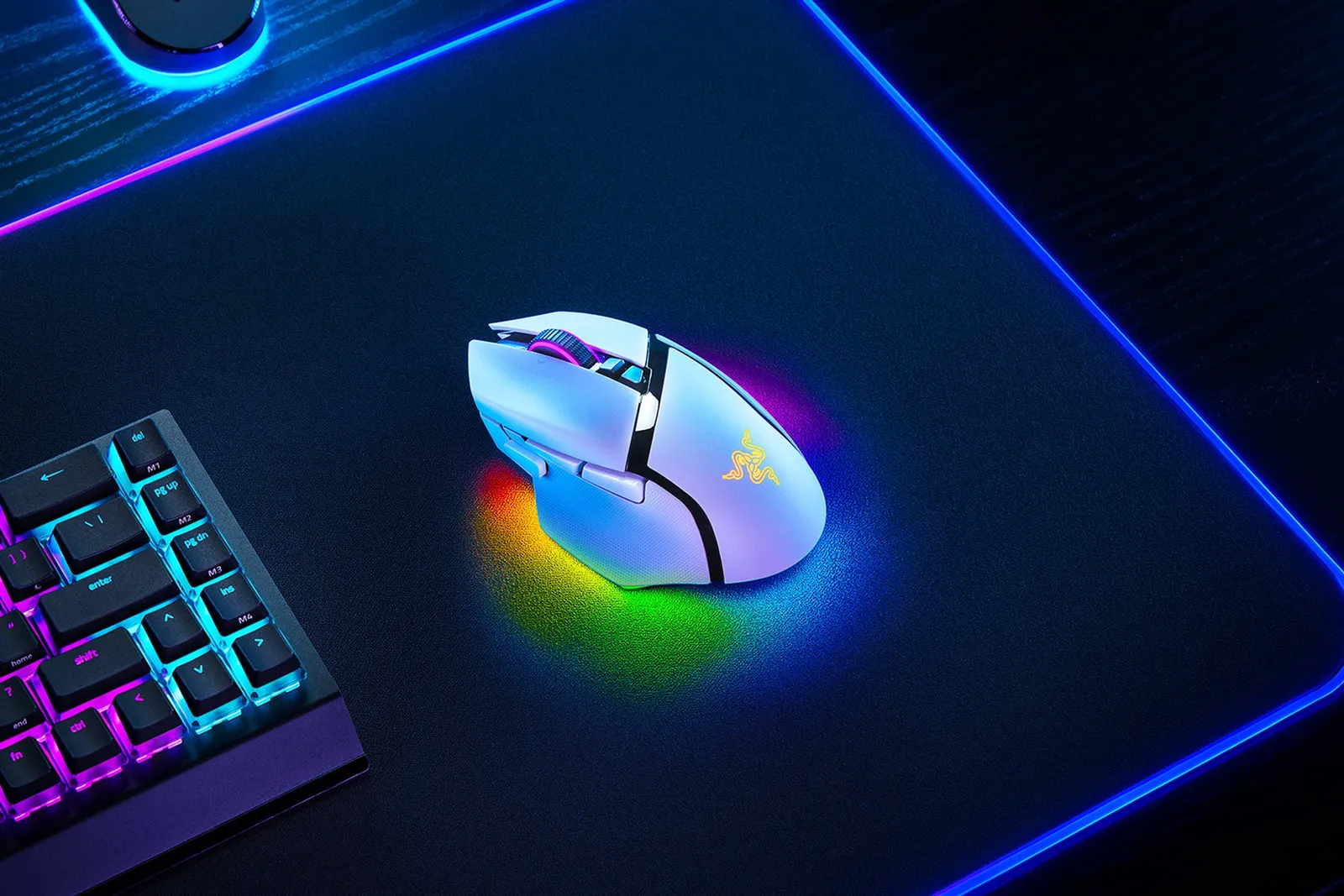 მაუსი Razer Mouse Basilisk V3 Pro 35K, RGB, USB-A/WL/BT, white