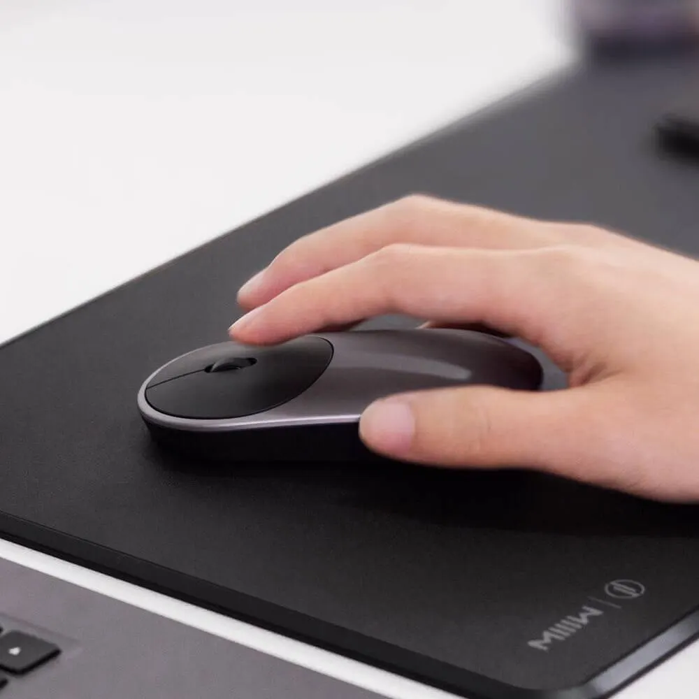 Xiaomi MIIIW G04 Smart Mouse Pad Qi Standard Support 2S, Wireless Charging, RGB, Black
