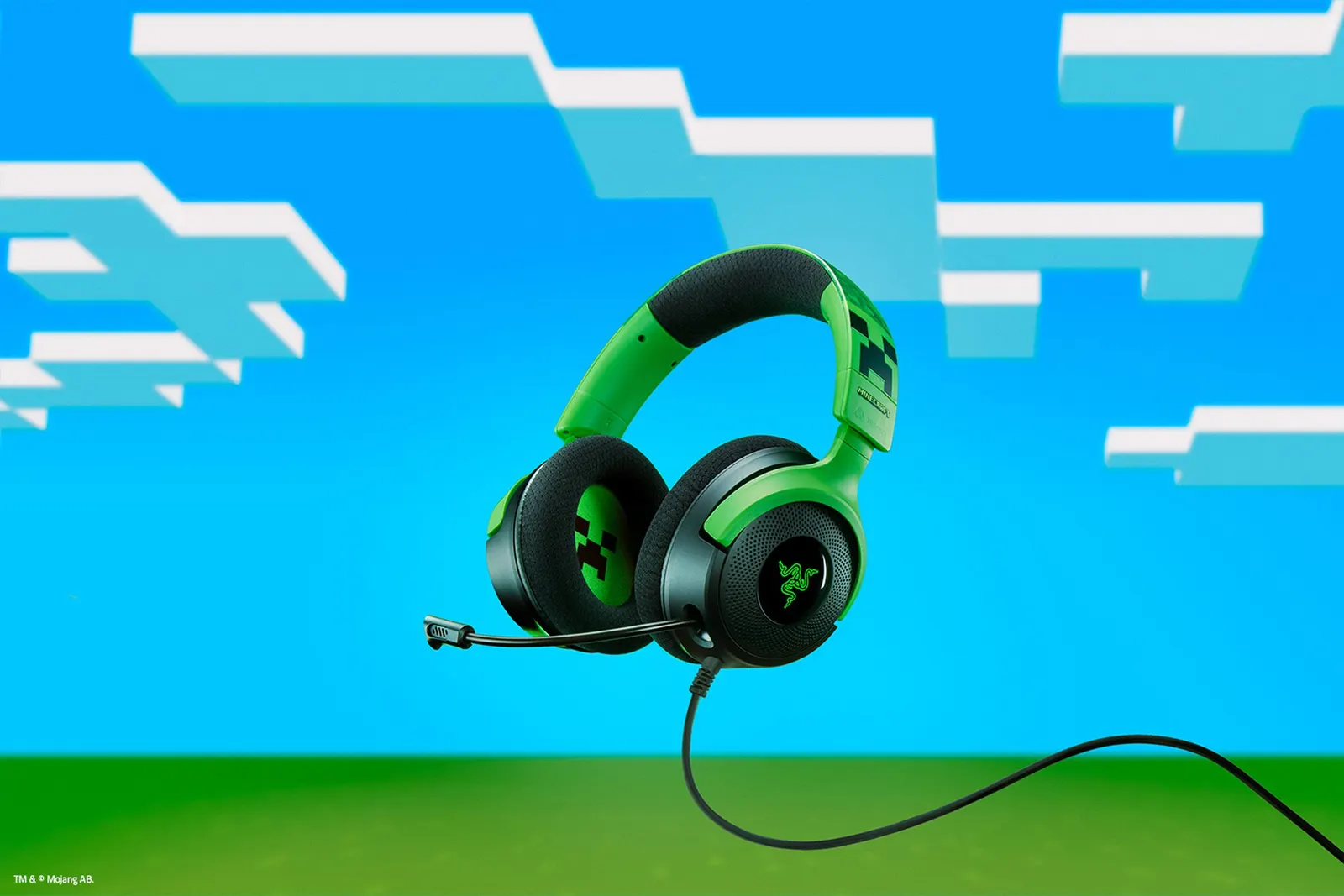 Razer Headset Kraken V4 X, 7.1, USB-A, 1.8m, RGB, Minecraft Ed