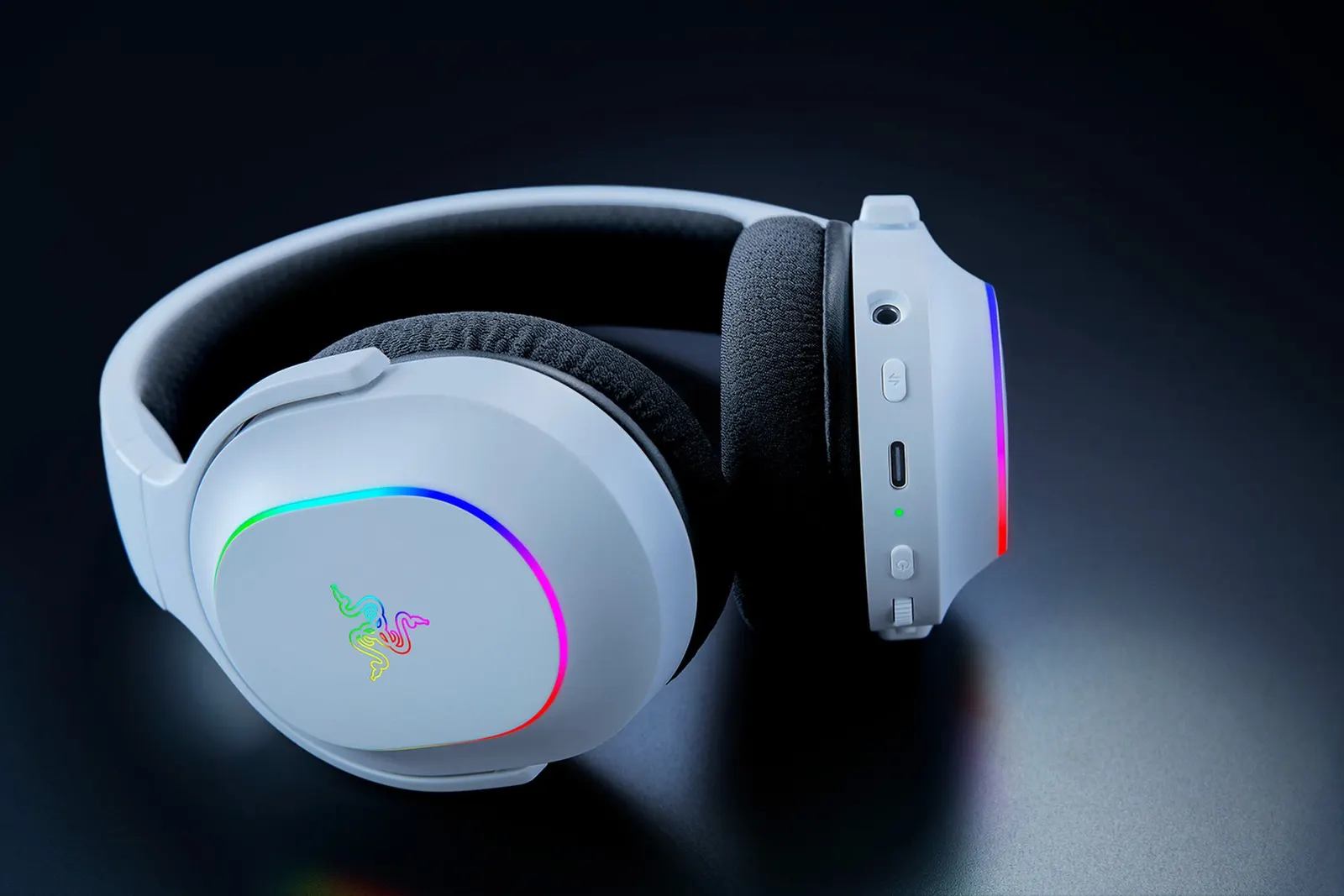ყურსასმენი Razer Gaming Headset Barracuda X Chroma, BT/WL, RGB, white