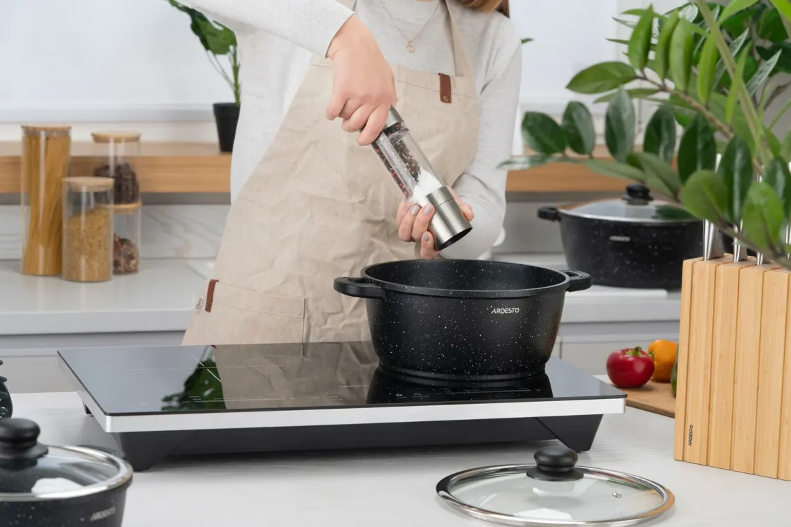 ქვაბი Ardesto Casserole with glass lid Gemini Anzio, 4.4l, aluminium, black