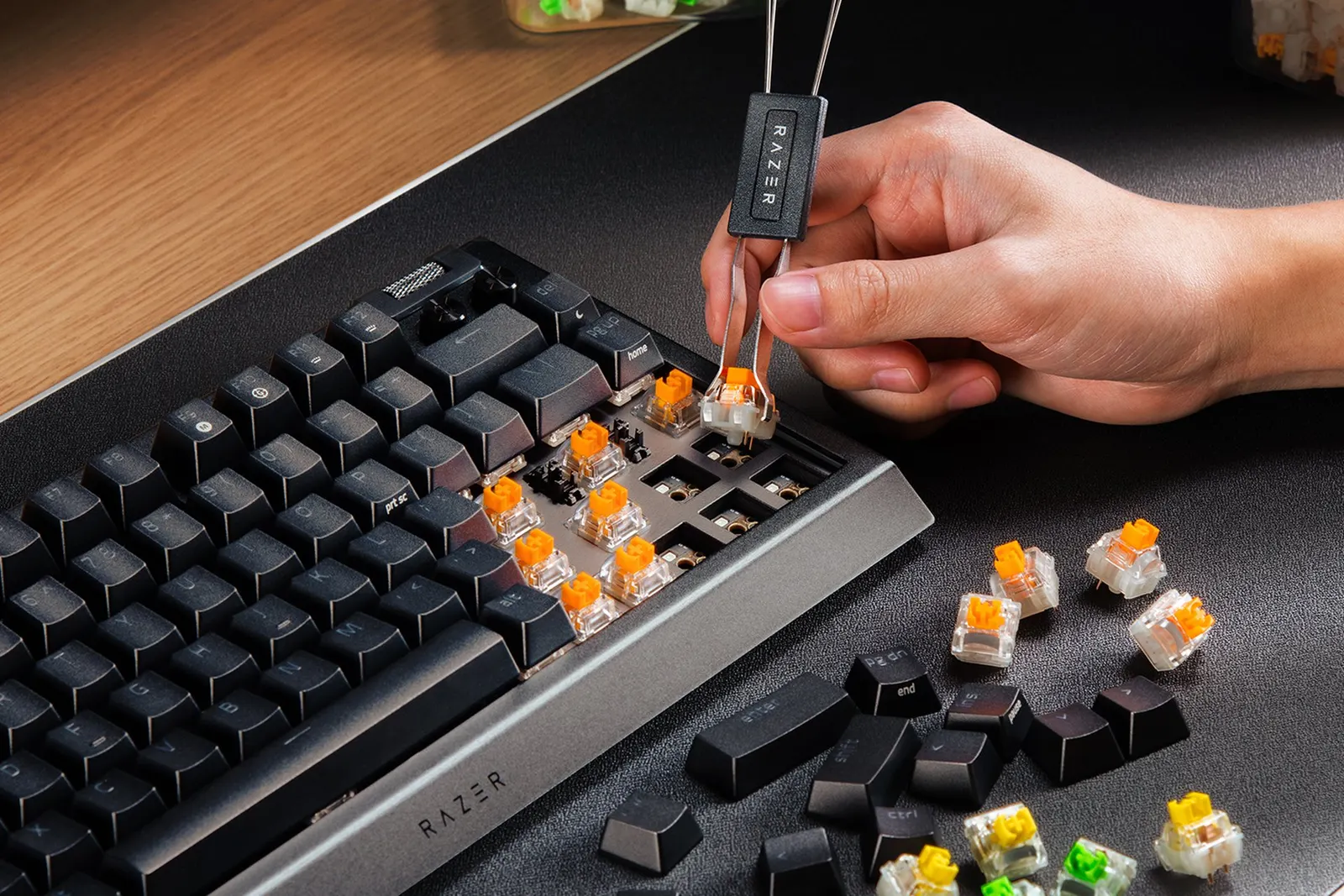 კლავიატურა Razer Keyboard BlackWidow V4 75% RGB 83key Mechanical Tactile Switch GEN-3 USB EN, black