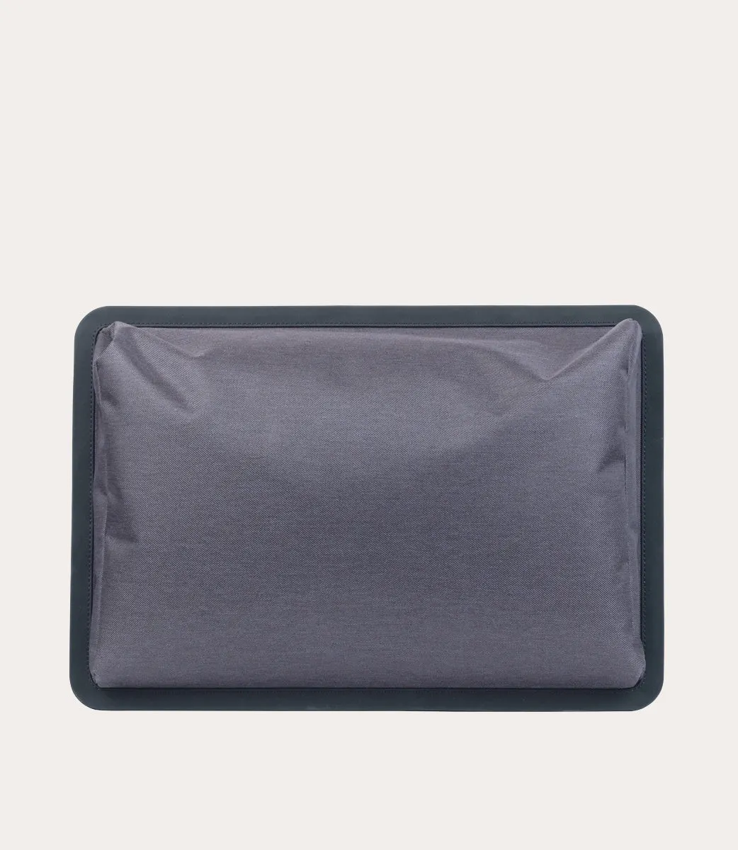 ნოუთბუქის სადგამი Tucano COMODO LAPTOP PILLOW, SMALL, BLUE-GREY
