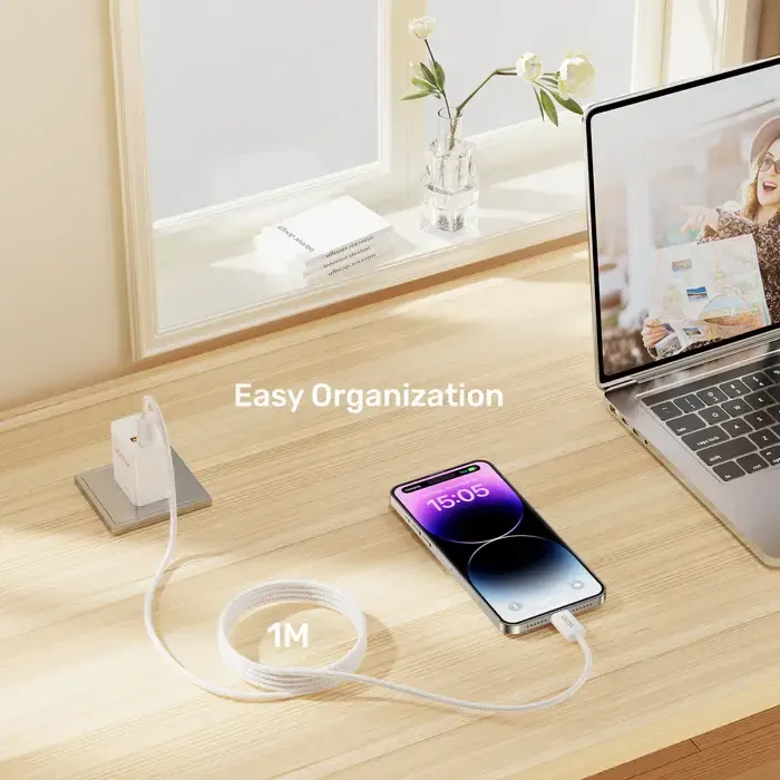 C14141AWH01-1M, UNITEK, 1M, 100W Magnetic USB-C Charging Cable, White.