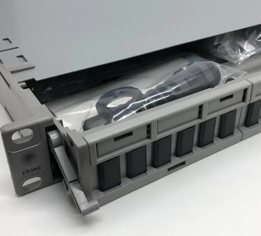 ოპტიკური ქსელის აქსესუარი FO plastic panel 24 LC duplex
