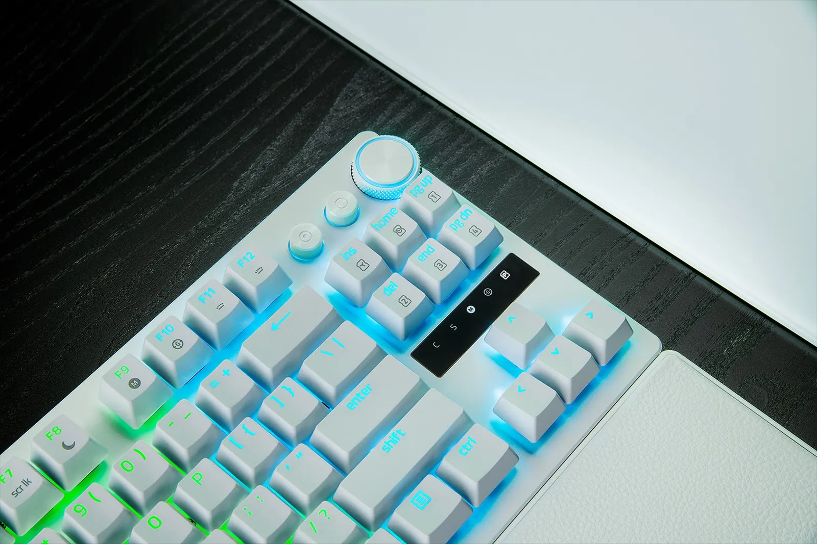 კლავიატურა Razer Keyboard mechanical Huntsman V3 Pro TKL, 84key, Analog Optical Switches, USB-A, EN, white