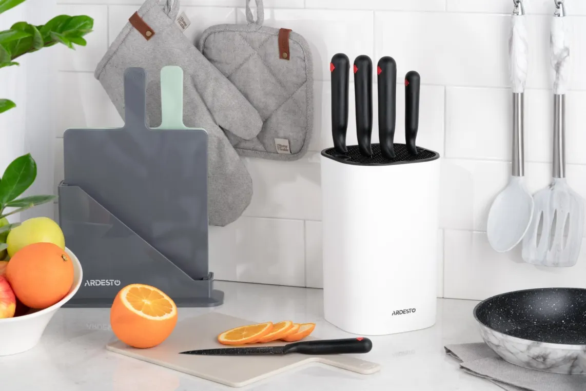 Ardesto Black Mars Knives Set 5 pcs, black, stainless steel, plastic