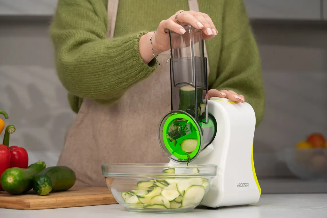 Ardesto multislicer, 200W, 4 nozzles, frame-plastic, white