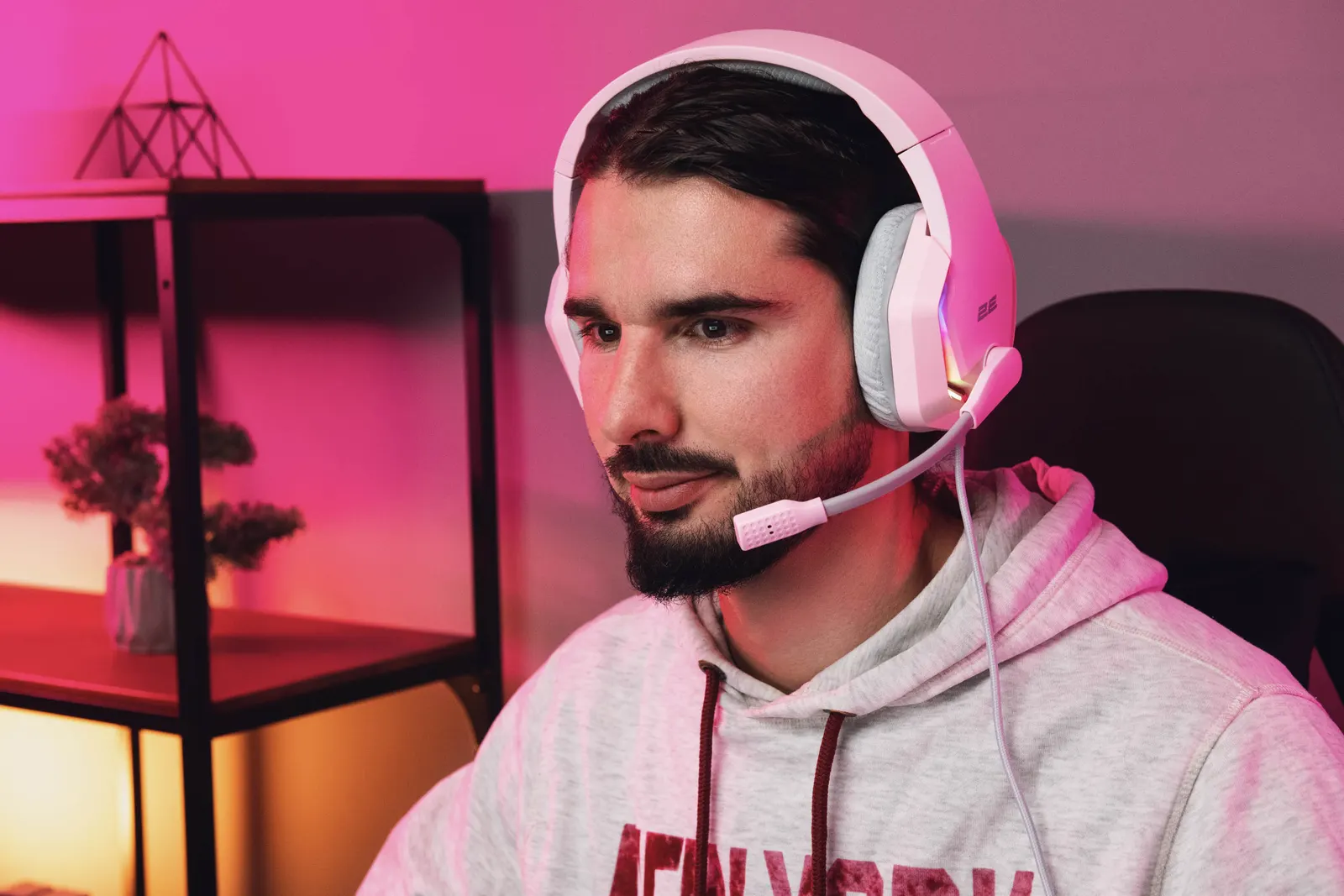 ყურსასმენი 2E GAMING Headset HG315, 7.1, USB-A, RGB, 2m, pink