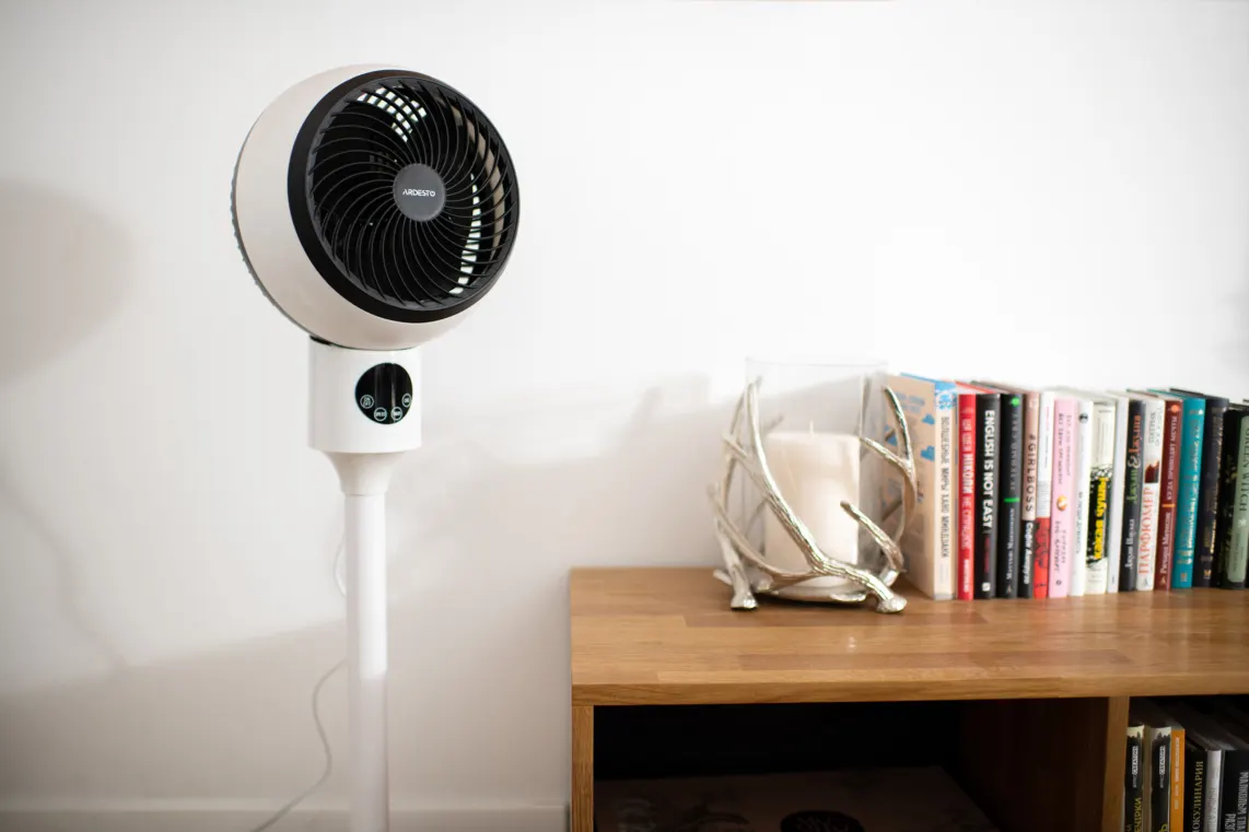 ARDESTO Floor fan, 50W, remote control, display, black and white