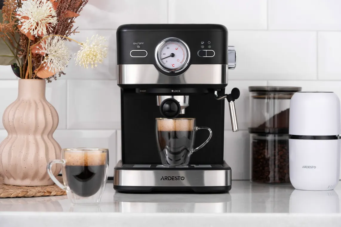 ყავის აპარატი Ardesto coffee maker carob 1.5l, ground, hand capuchino maker, black-silver