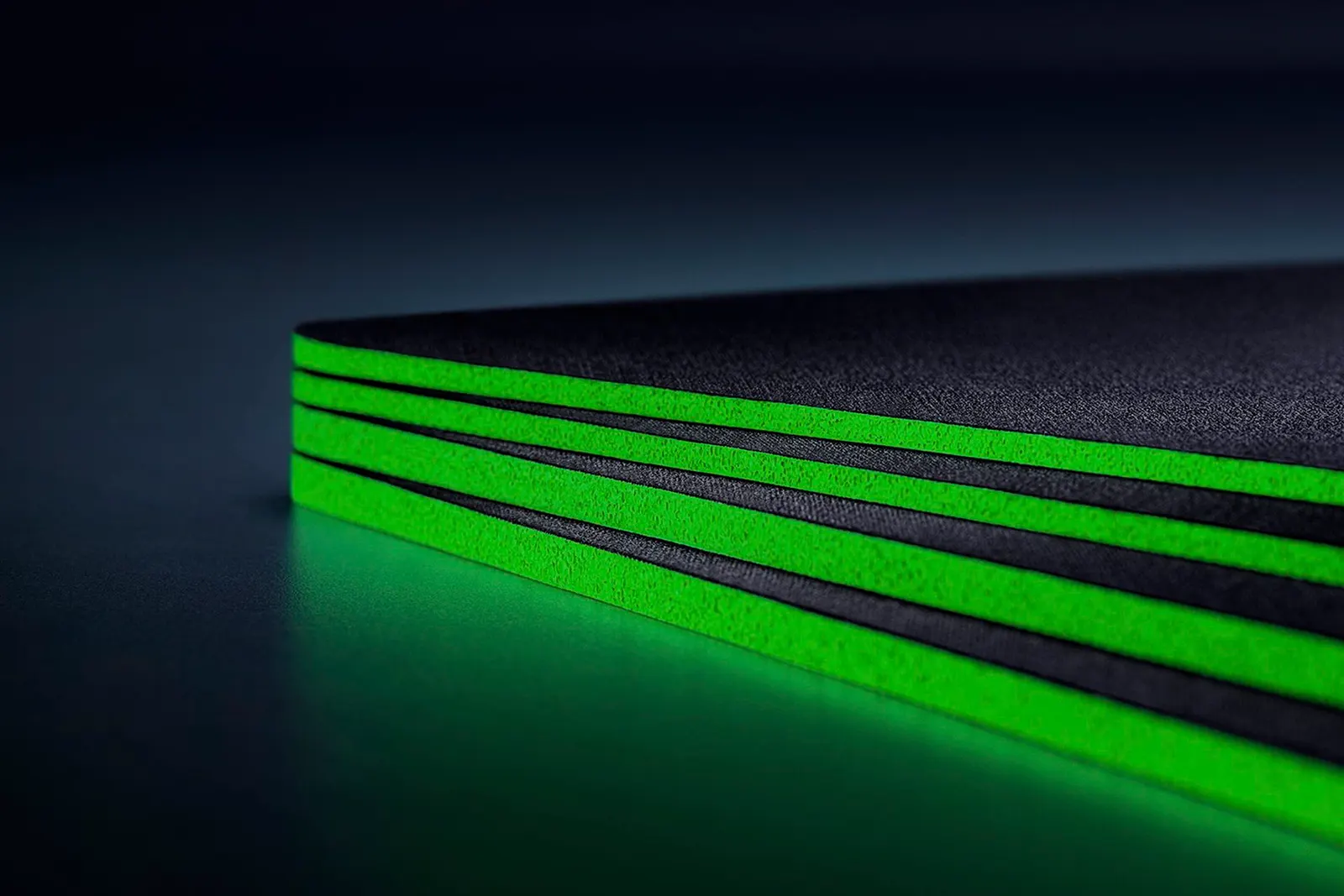 Razer Mouse Pad Gigantus V2, M (360x275x3mm), black