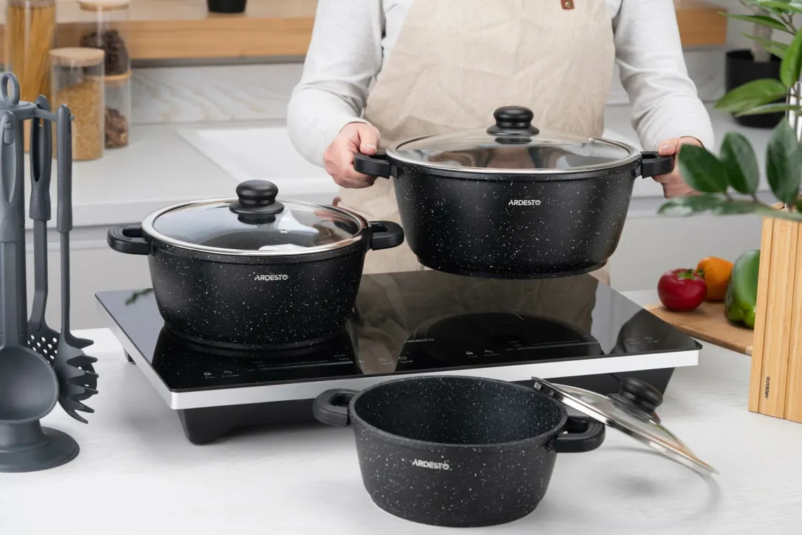 Ardesto Casserole with glass lid Gemini Anzio, 2.5l, aluminium, black