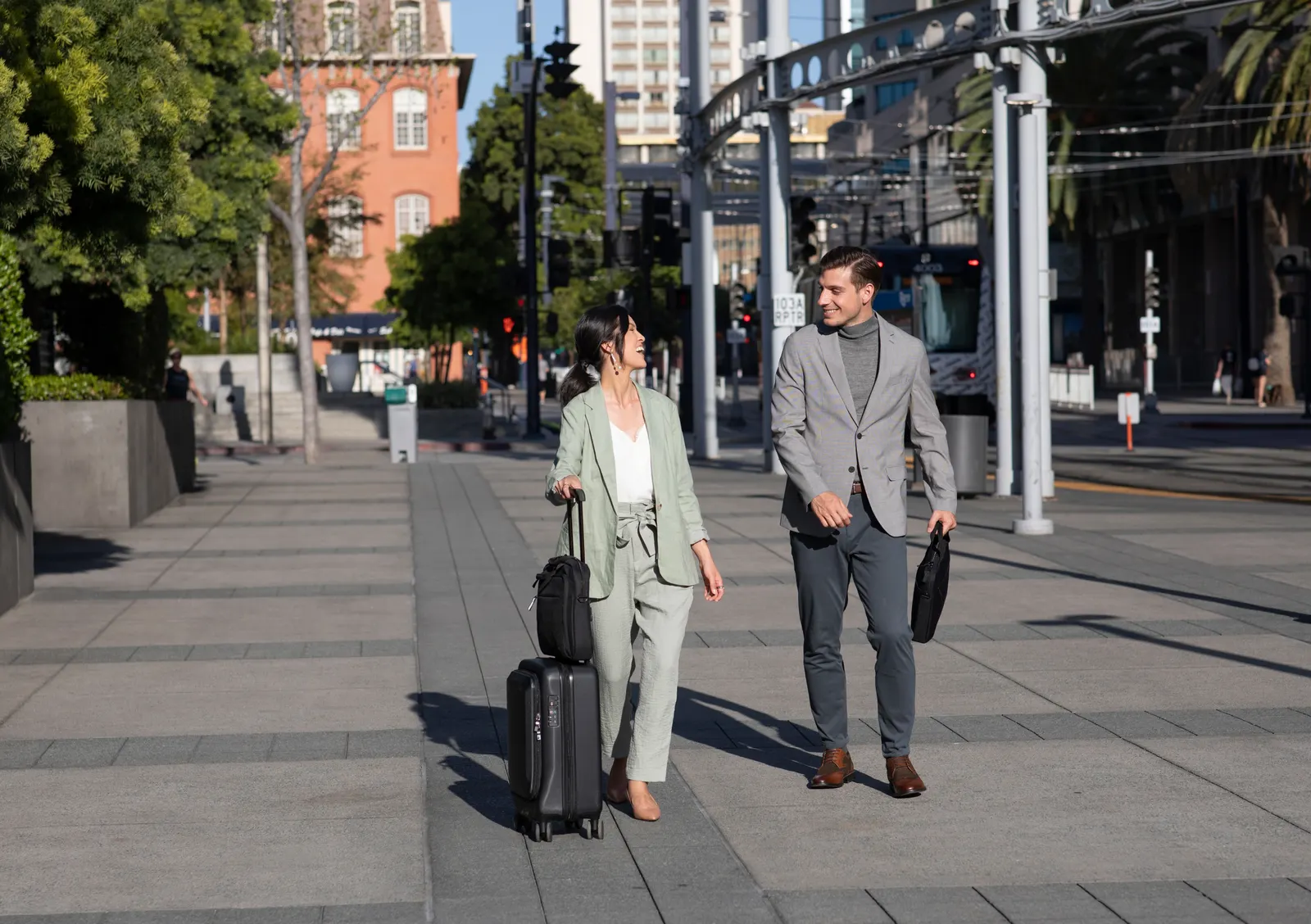 HP Renew Business 14.1 Laptop Bag
