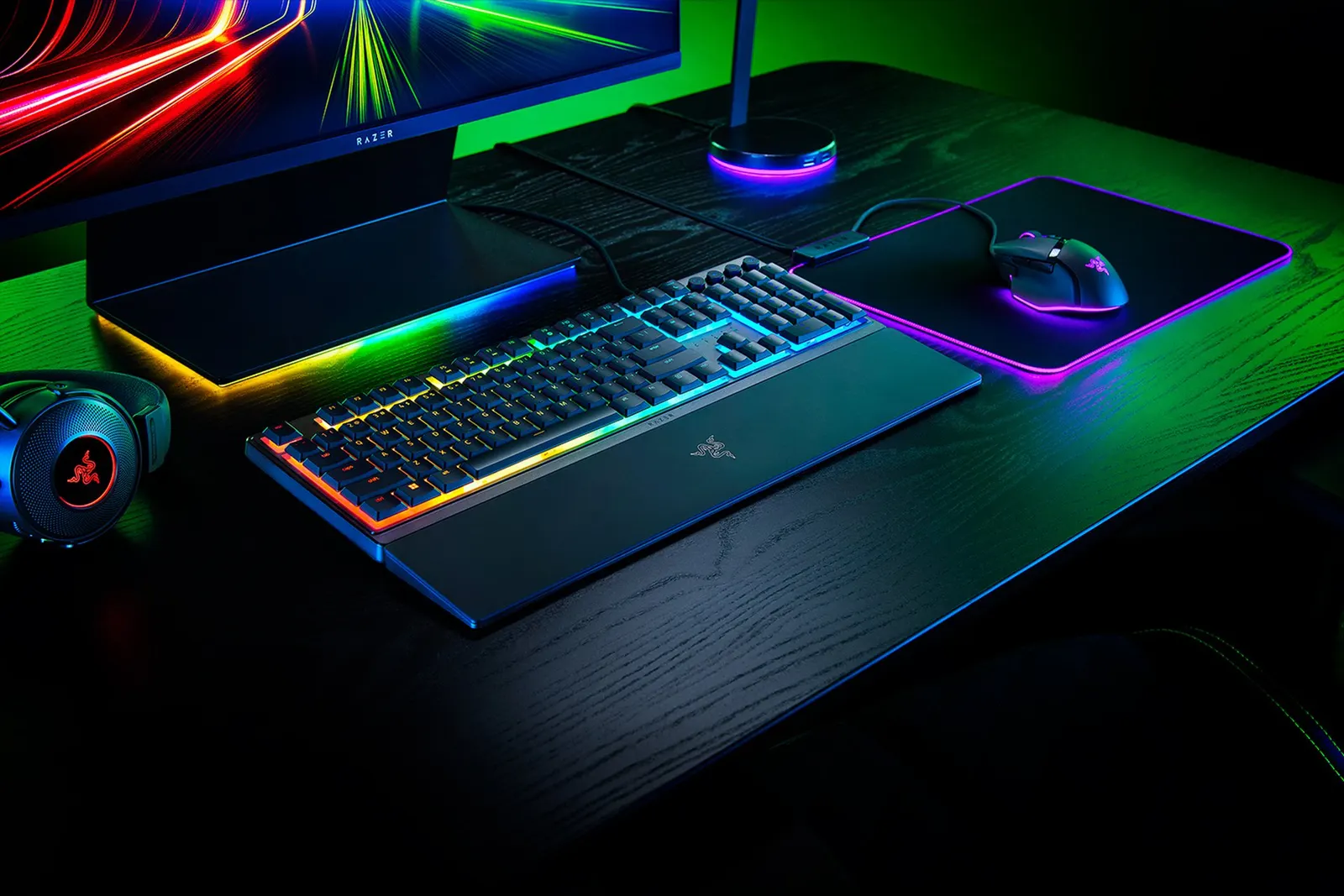 Razer Keyboard Ornata V3 RGB 104key Mecha-Membrane Switch USB EN, black