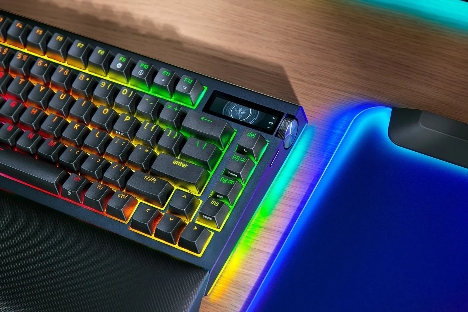 Razer Keyboard mechanical BlackWidow V4 Pro 75%, 81key, Mechanical Switches Gen-3, USB-A/WL/BT, EN, RGB, blck
