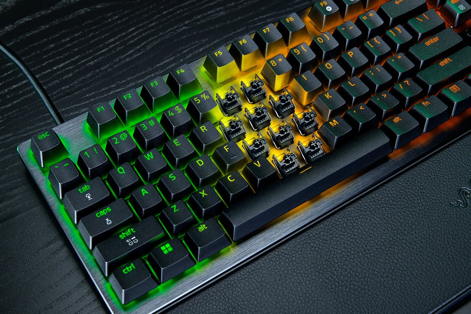 კლავიატურა Razer Keyboard mechanical Huntsman V3 Pro 8KHz, 104key, Analog Optical Switch Gen-2, USB-A, EN, RGB, black