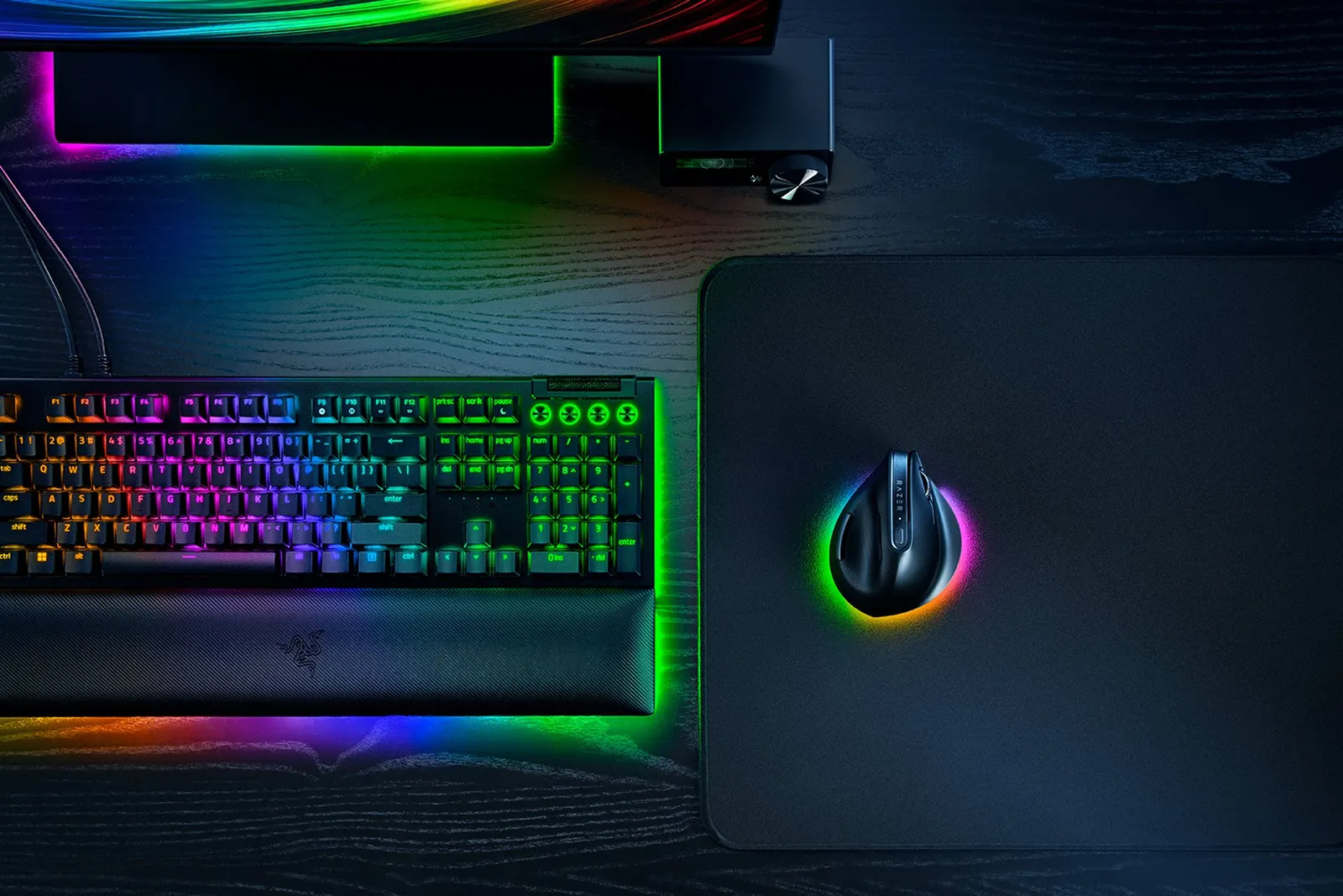 მაუსი Razer Mouse Pro Click V2, USB-A/WL/BT, Vertical Ed., black