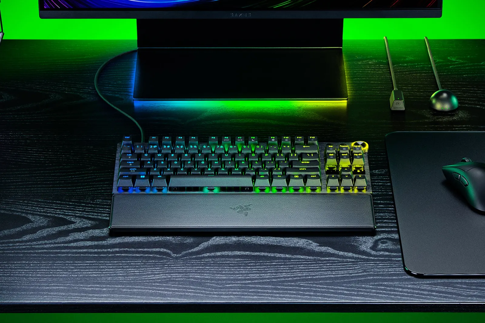 Razer Keyboard mechanical Huntsman V3 Pro TKL 8KHz, 84key, Analog Optical Switch Gen-2, USB-A, EN, RGB, black