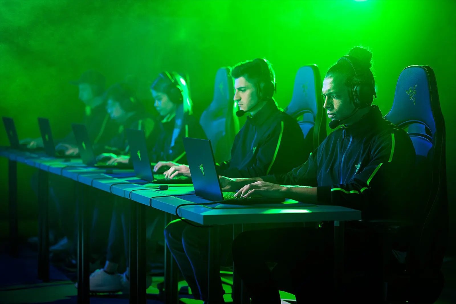 ყურსასმენი Razer Gaming Headset BlackShark V2 Pro (2023), 7.1, WL/BT, black