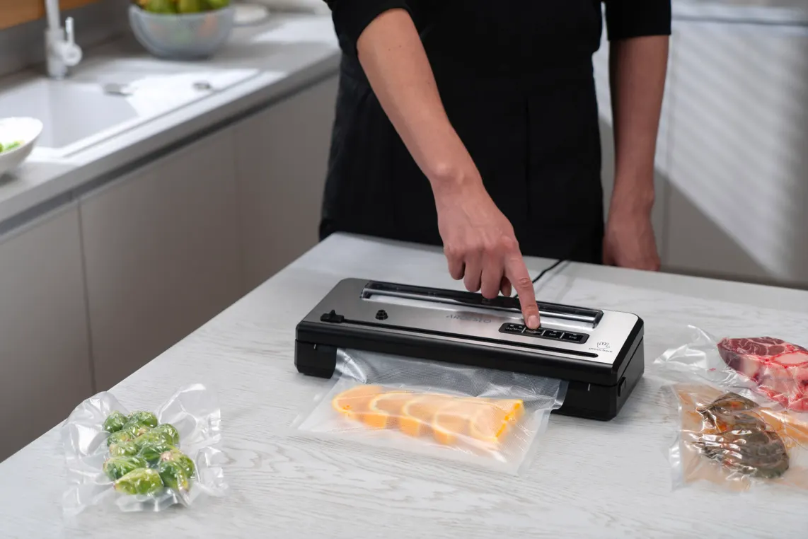 ვაკუუმ შემფუთავი ARDESTO Vacuum sealer for rolls and packages, 110W, 28cm, electronic control, +1 roll, plastic+ inox, silver