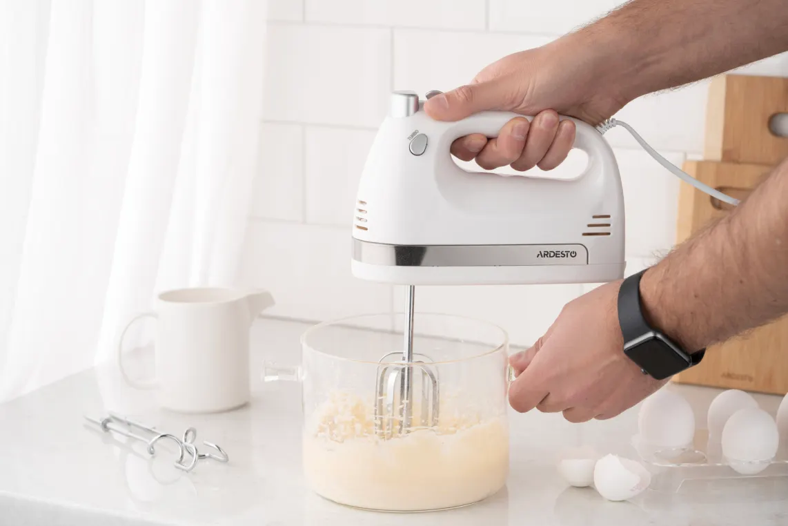 მიქსერი Ardesto mixer manual, 300W, nozzles -4 beaters, turbo mode, white