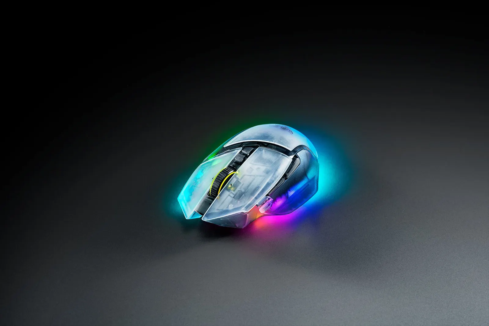 მაუსი Razer Mouse Basilisk V3 Pro 35K, RGB, USB-A/WL/BT, Phantom White Ed