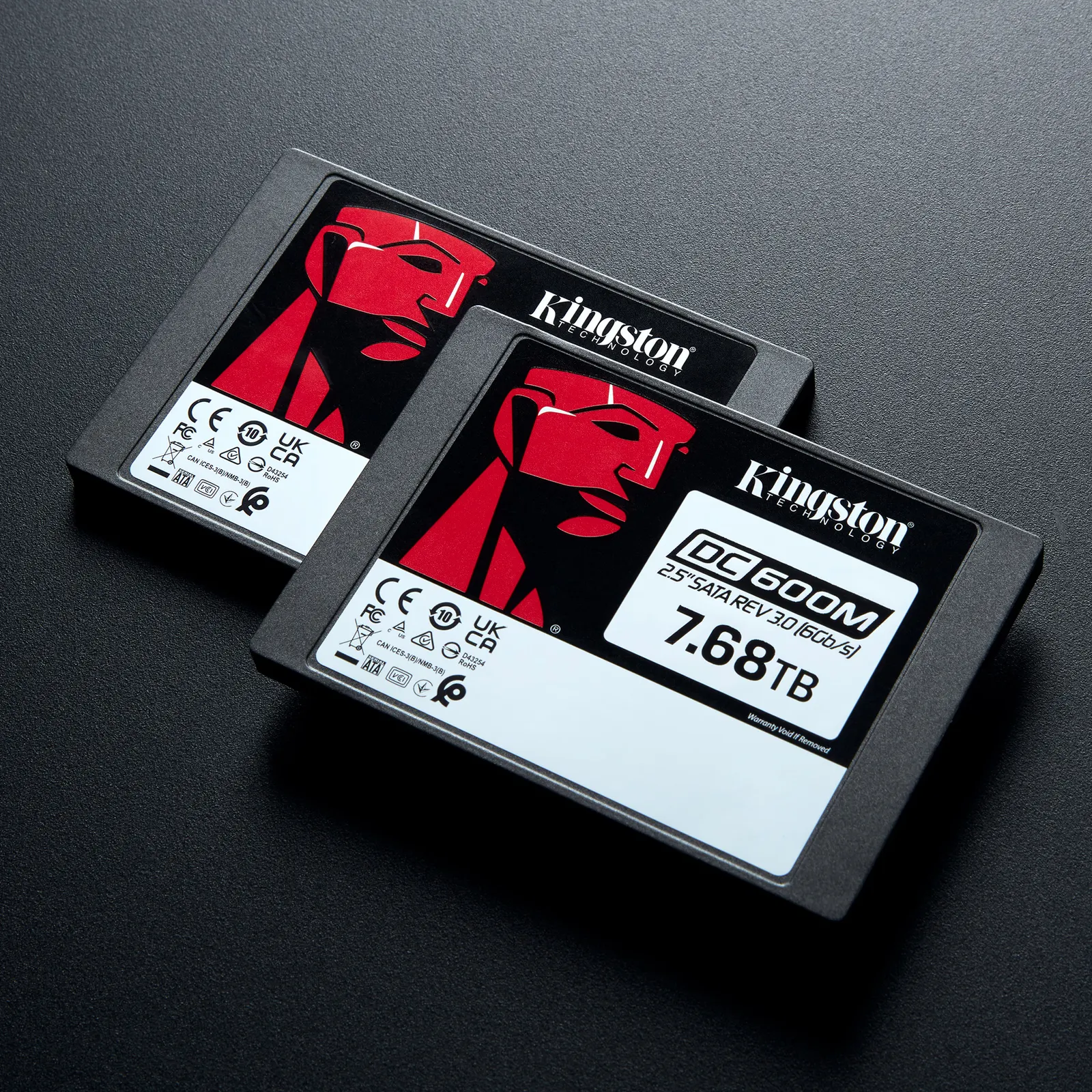 Kingston 7680G DC600M (Mixed-Use) 2.5” Enterprise SATA SSD