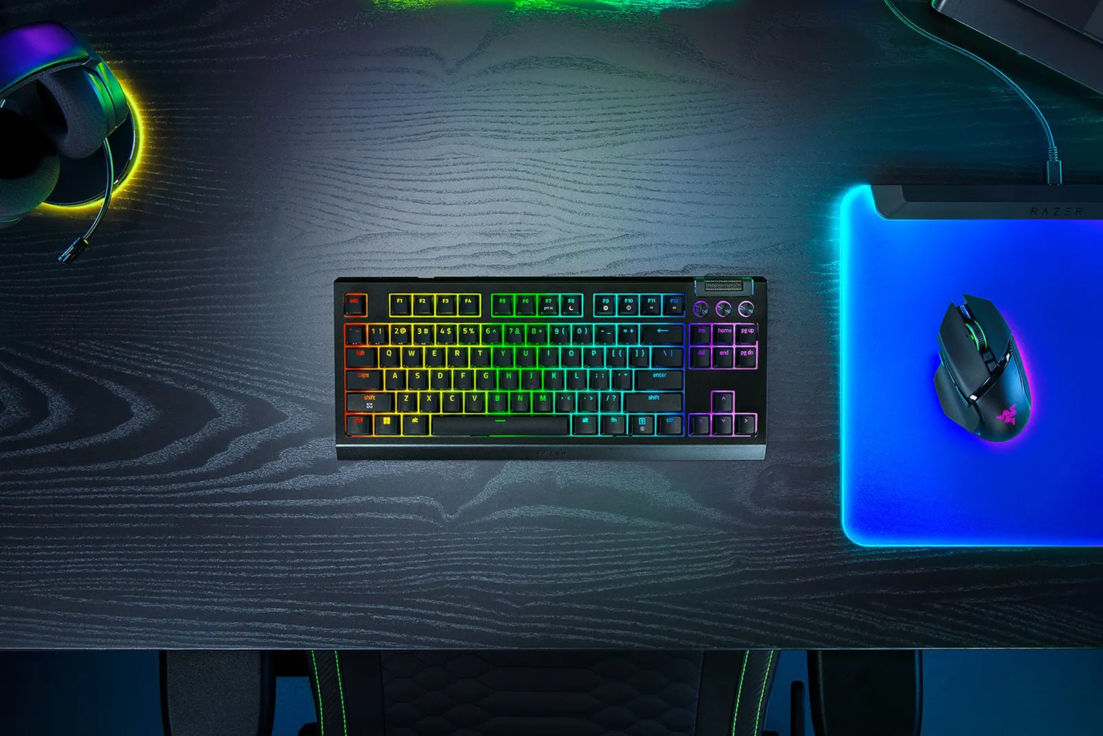Razer Keyboard mechanical BlackWidow V4 TKL HyperSpeed, 87key, Orange Switch Gen-3, USB-A/WL/BT, EN, RGB, black