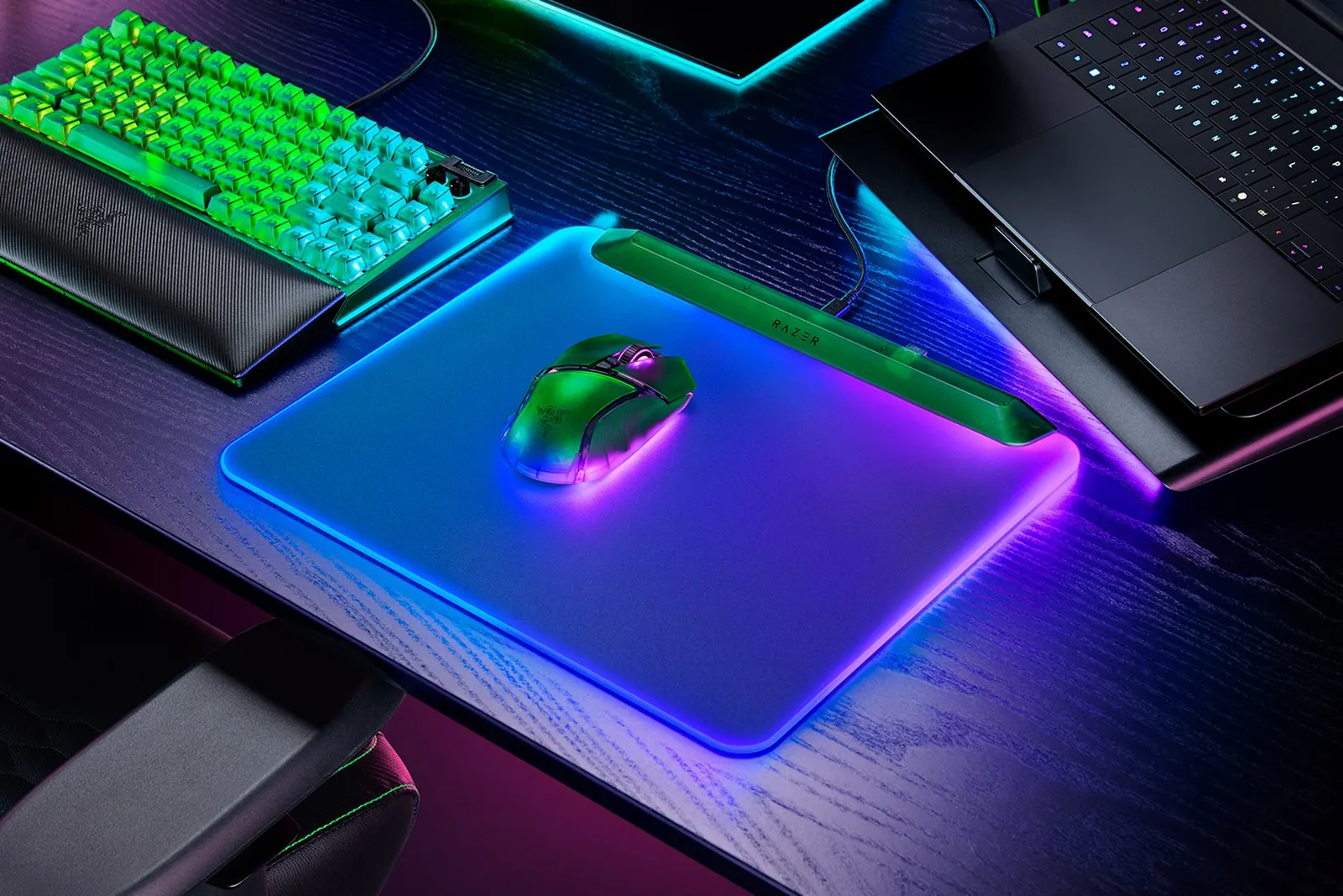 მაუს პადი Razer Mouse Pad Firefly V2 Pro, M (360x278x4.6mm), RGB, Phantom Green Ed