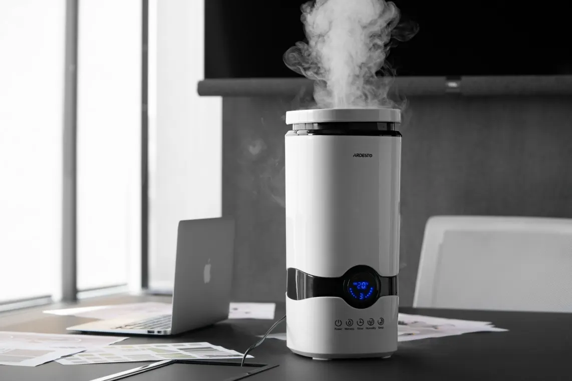 Ardesto Ultrasonic Humidifier with LCD screen,4L Ardesto USH-M-LCD-4L-W