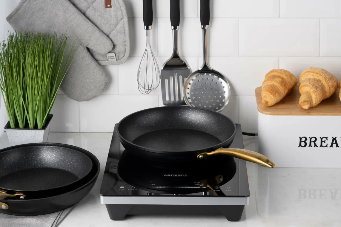 Ardesto Fry pan Black Mars Sparkle, 28cm, aluminium, black